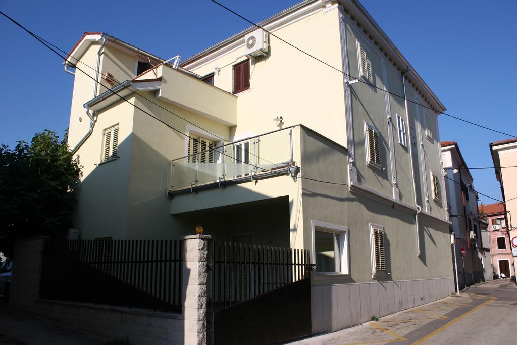 Park Apartments Ізола Екстер'єр фото